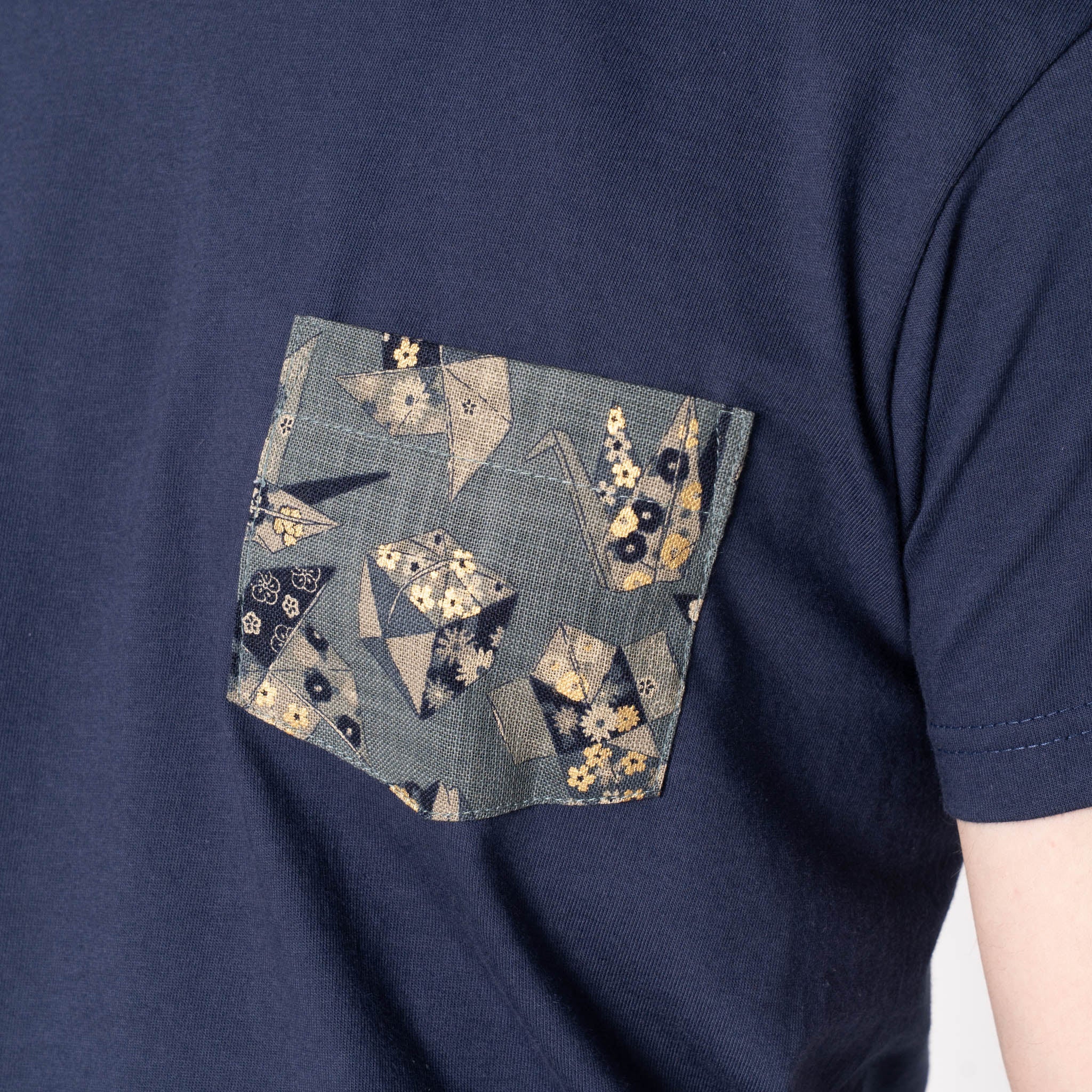 Pocket Tee - Navy - Origami Poplin - Blue - Image 4